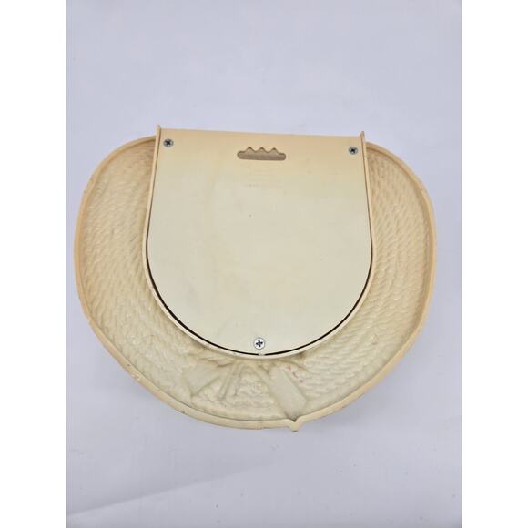 Vintage 80s Cottagecore Straw Bonnet Wall Pocket Molded Plastic Planter Daisy - Picture 10 of 12